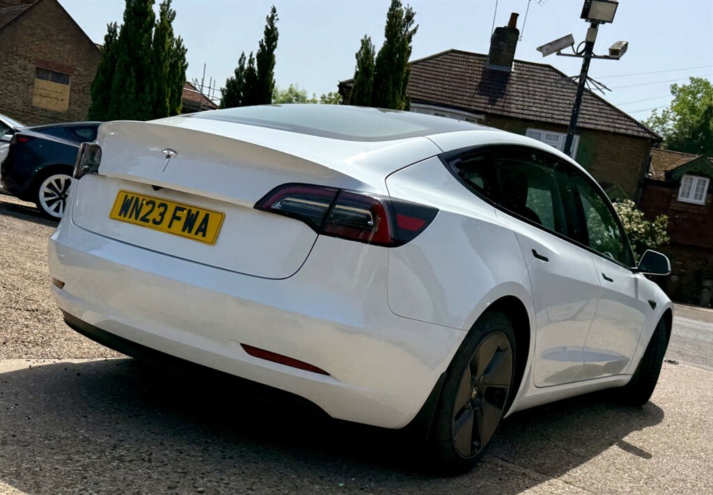 Tesla Model 3 Saloon WN23FWA White #4
