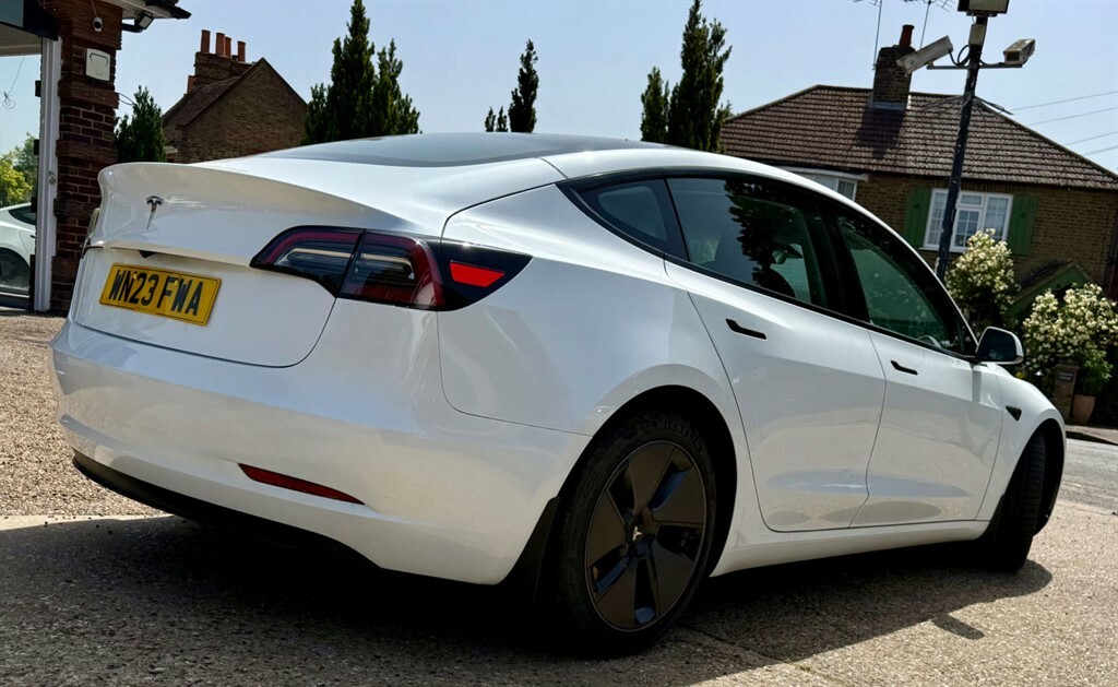 Tesla Model 3 Saloon WN23FWA White #3
