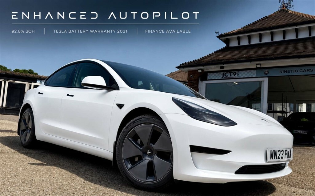 Tesla Model 3 Saloon White