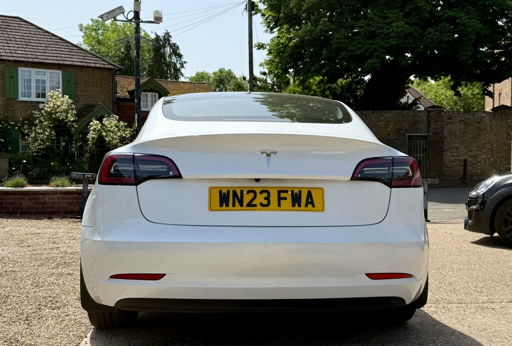 Tesla Model 3 Saloon WN23FWA White #5