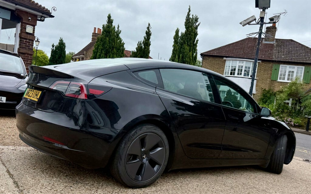 Tesla Model 3 Saloon WR23UHL Black #4