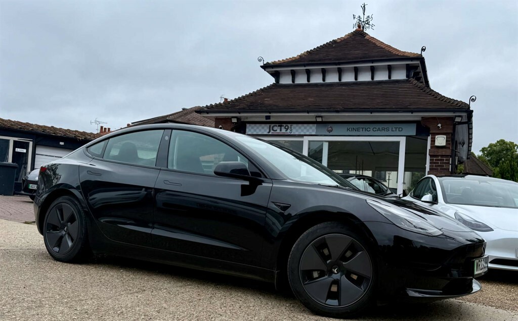 Tesla Model 3 Saloon WR23UHL Black #3