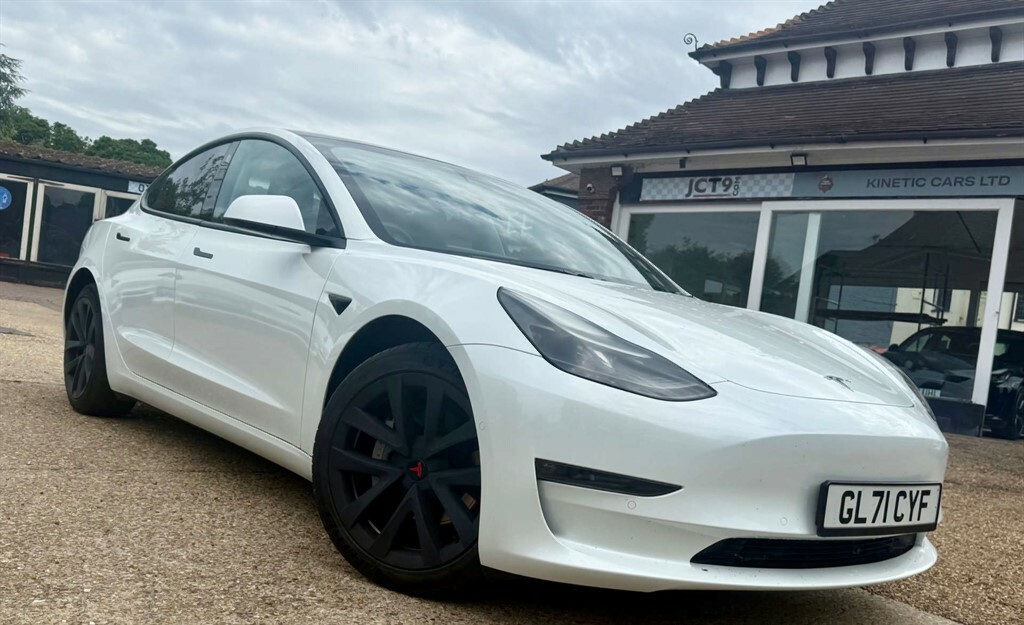 Tesla Model 3 Saloon GL71CYF White #3