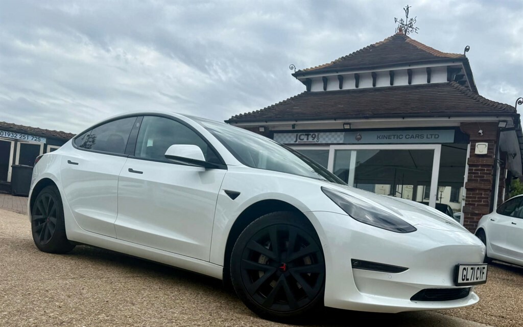 Tesla Model 3 Saloon GL71CYF White #6