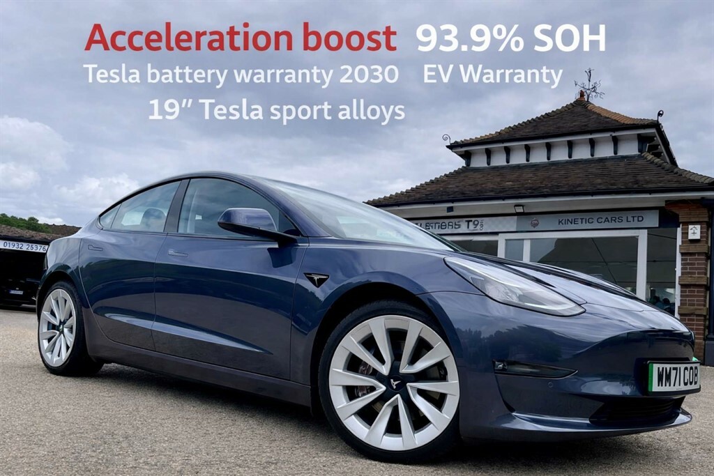 Tesla Model 3 Saloon Grey