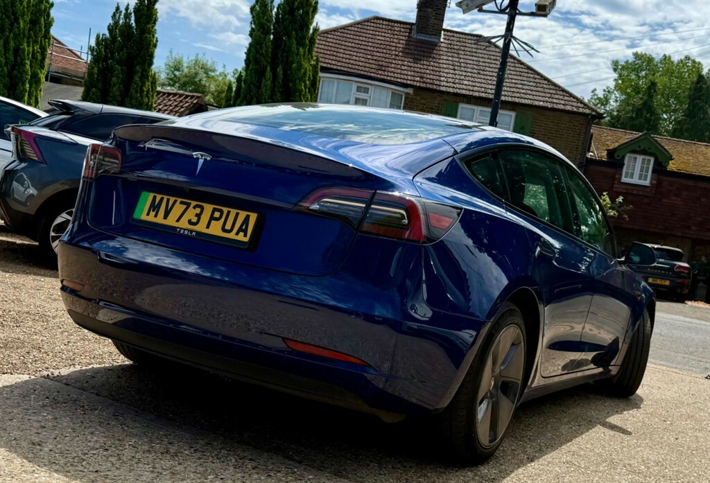 Tesla Model 3 Saloon Blue #4