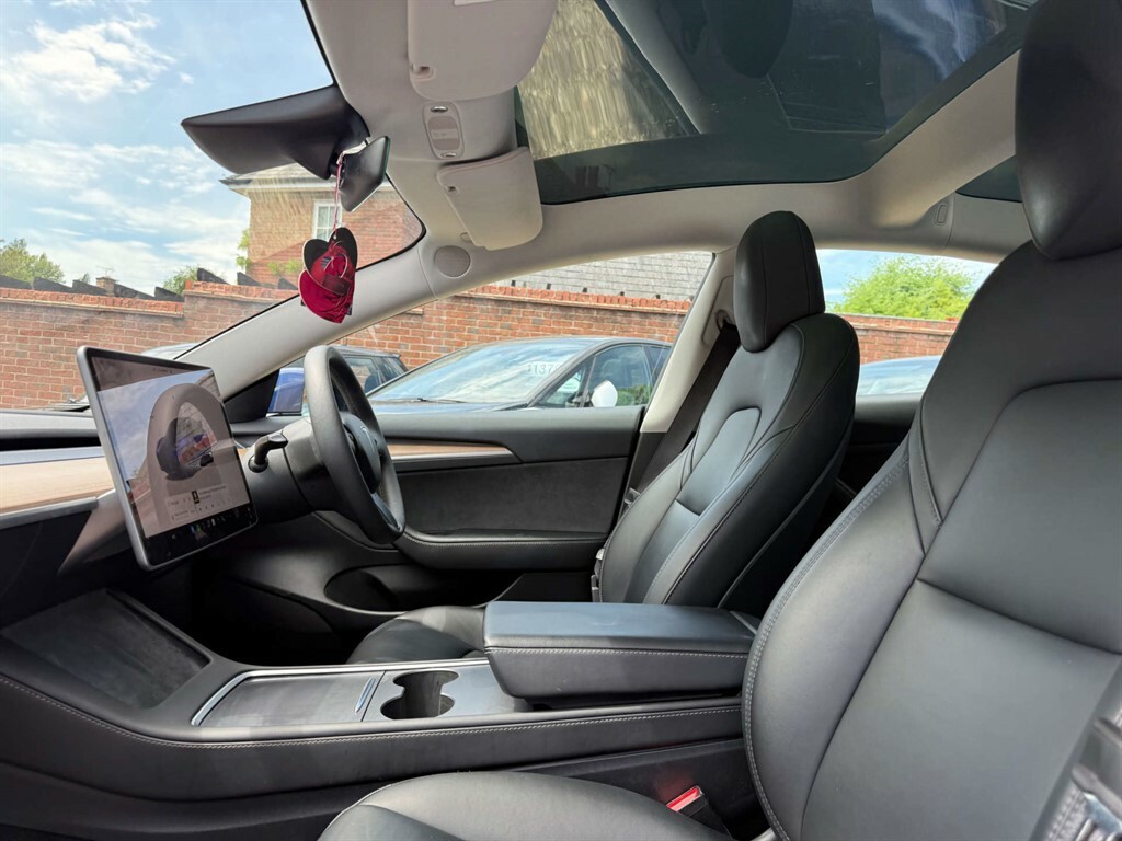 Tesla Model 3 Saloon Rwd 241 Bhp Free Home White #13