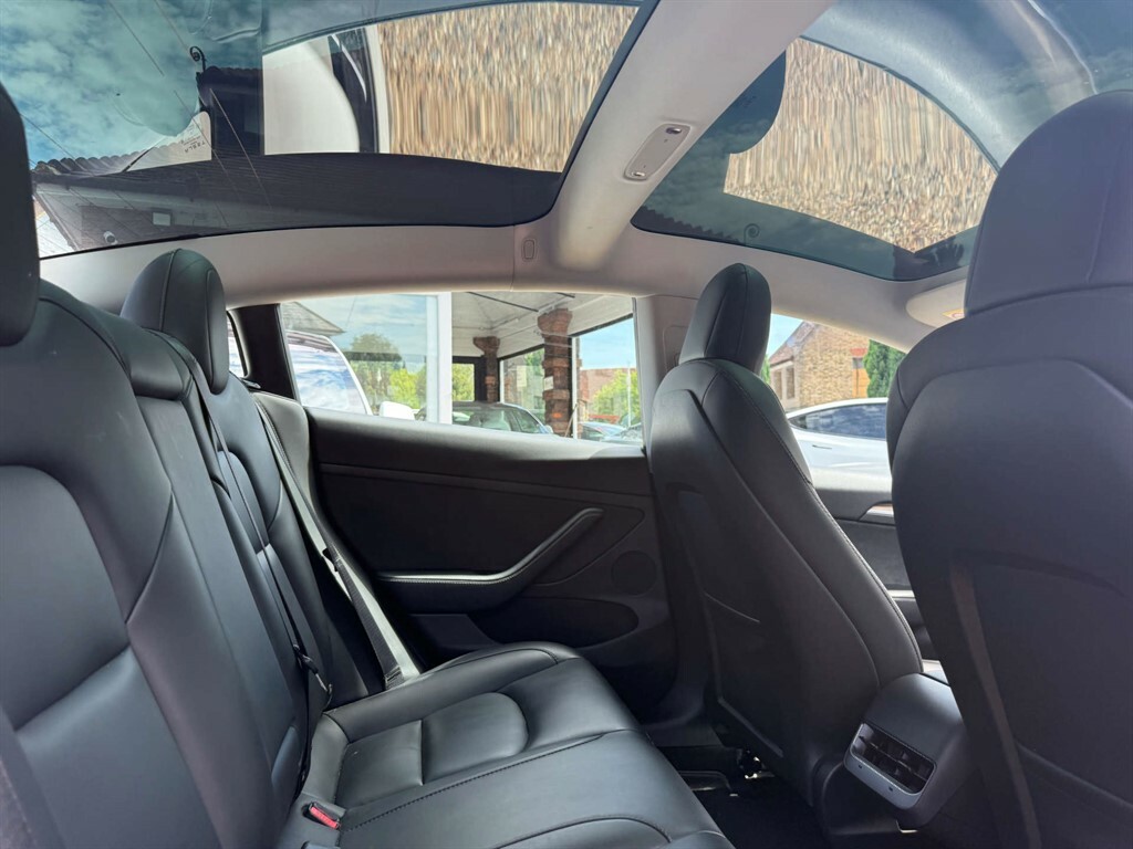 Tesla Model 3 Saloon Rwd 241 Bhp Free Home White #16