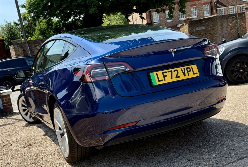 Tesla Model 3 Saloon Blue #4