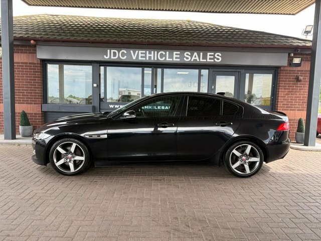 Jaguar XE 2018 2.0D R-sport Saloon Euro 6 S OY68ZZP Black #3