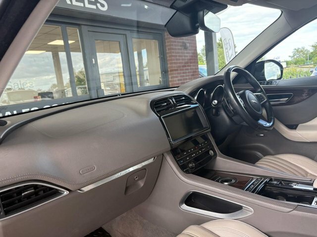 Jaguar F-Pace 3.0 D300 V6 S Awd Euro 6 S S Black #22