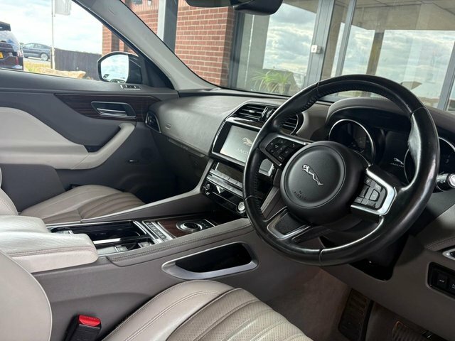 Jaguar F-Pace 3.0 D300 V6 S Awd Euro 6 S S Black #11