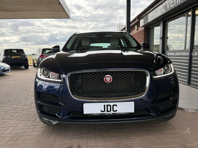 Jaguar F-Pace 2018 3.0 D300 V6 Portfolio Suv Awd Blue #6
