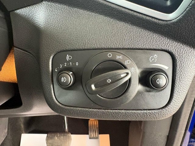 Ford Kuga 2.0 Tdci Zetec 2Wd Red #15