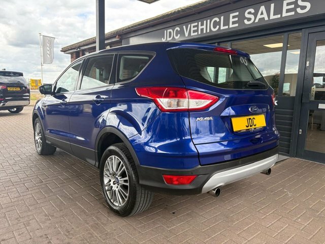 Ford Kuga 2.0 Tdci Zetec 2Wd Red #8