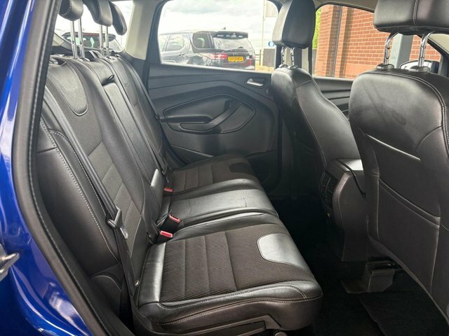 Ford Kuga 2.0 Tdci Zetec 2Wd Red #22
