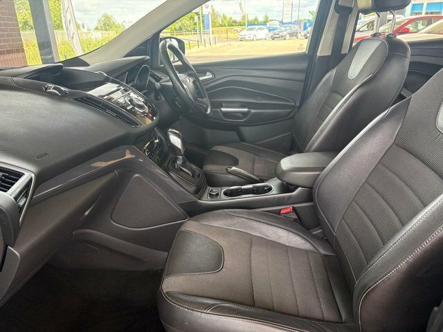 Ford Kuga 2.0 Tdci Zetec 2Wd Red #17