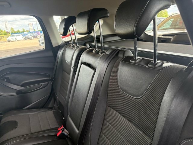 Ford Kuga 2.0 Tdci Zetec 2Wd Red #29