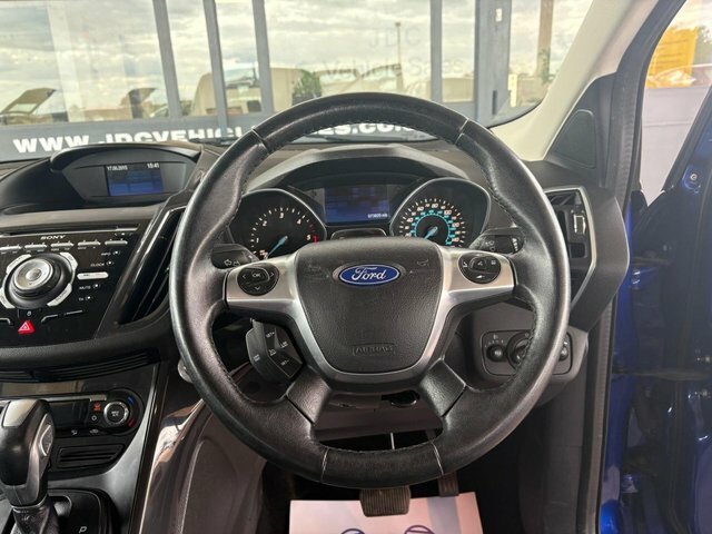Ford Kuga 2.0 Tdci Zetec 2Wd Red #16