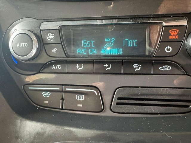 Ford Kuga 2.0 Tdci Zetec 2Wd Red #33