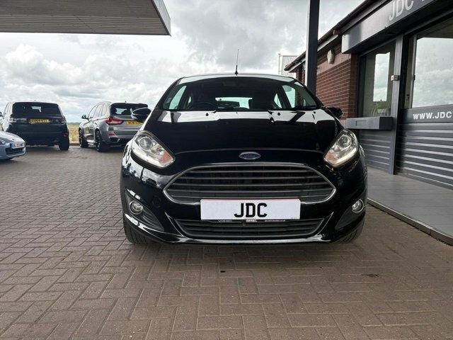 Ford Fiesta 2015 1.0 Zetec Hatchback Euro 6 MD15TPZ Black #4