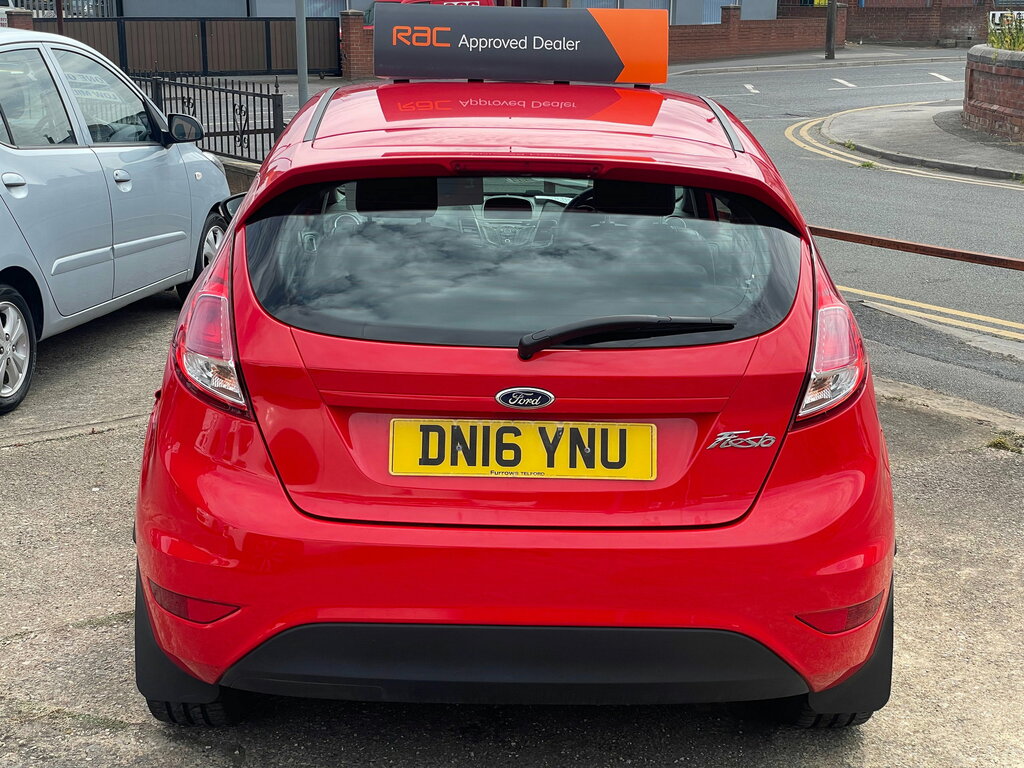 Ford Fiesta 1.25 Zetec Hatchback Euro 6 82 Red #4