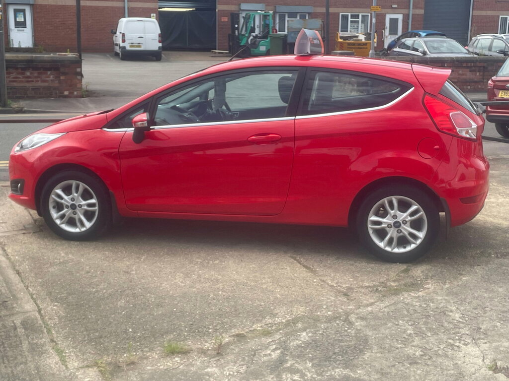 Ford Fiesta 1.25 Zetec Hatchback Euro 6 82 Red #6