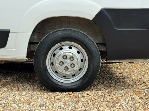 Peugeot Boxer 2.2 Bluehdi 435 Professional L4 H3 Euro 6 Ss White #16