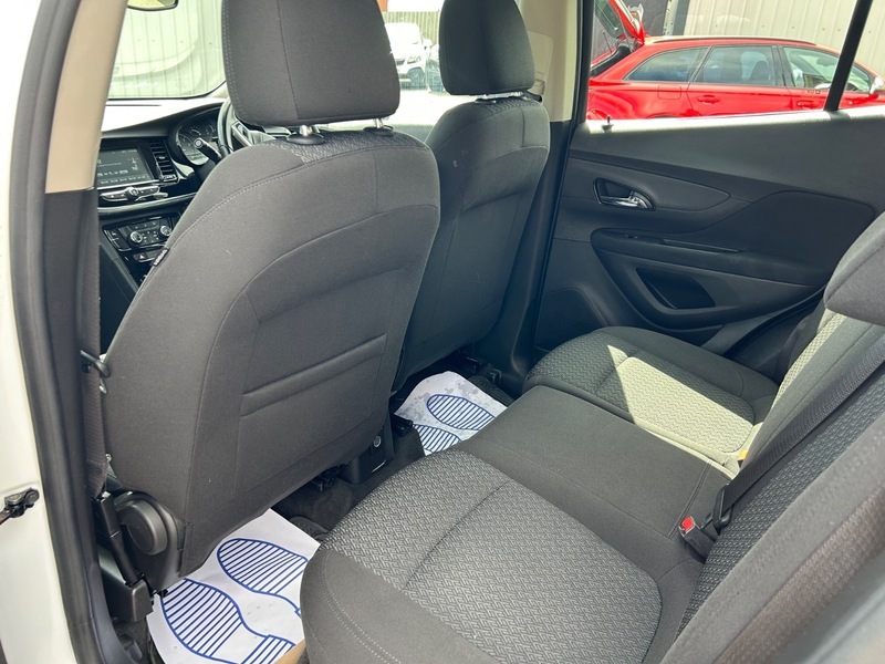 Vauxhall Mokka Hatchback Black #20