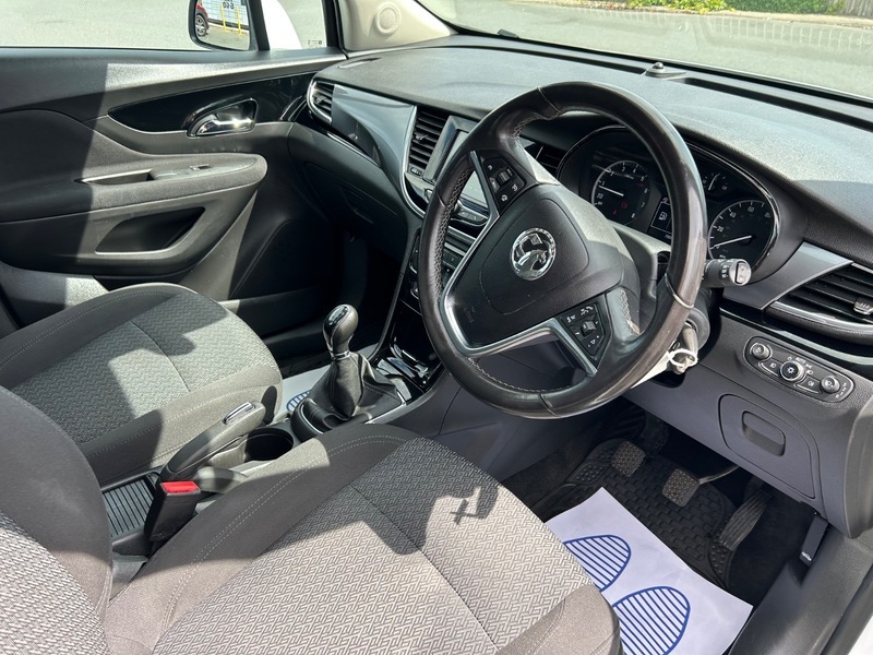 Vauxhall Mokka Hatchback Black #29