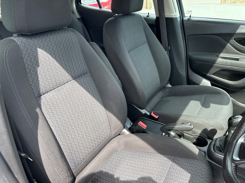 Vauxhall Mokka Hatchback Black #41