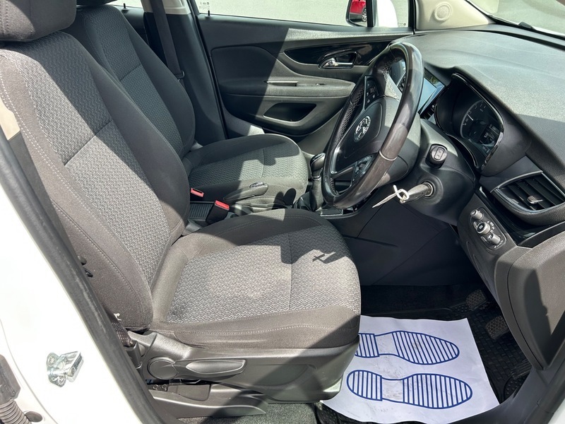 Vauxhall Mokka Hatchback Black #27
