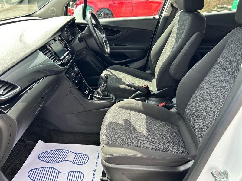 Vauxhall Mokka Hatchback Black #14