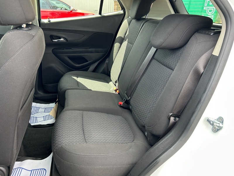 Vauxhall Mokka Hatchback Black #19