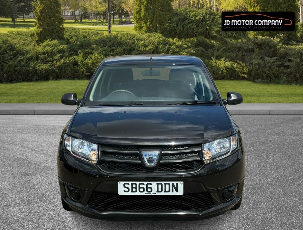 Dacia Sandero 1.2 Ambiance 1.2 16V 75 201666 Black #2