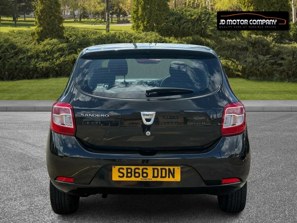 Dacia Sandero 1.2 Ambiance 1.2 16V 75 201666 Black #5