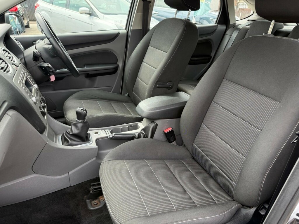 Ford Focus 1.6 Zetec Grey #9