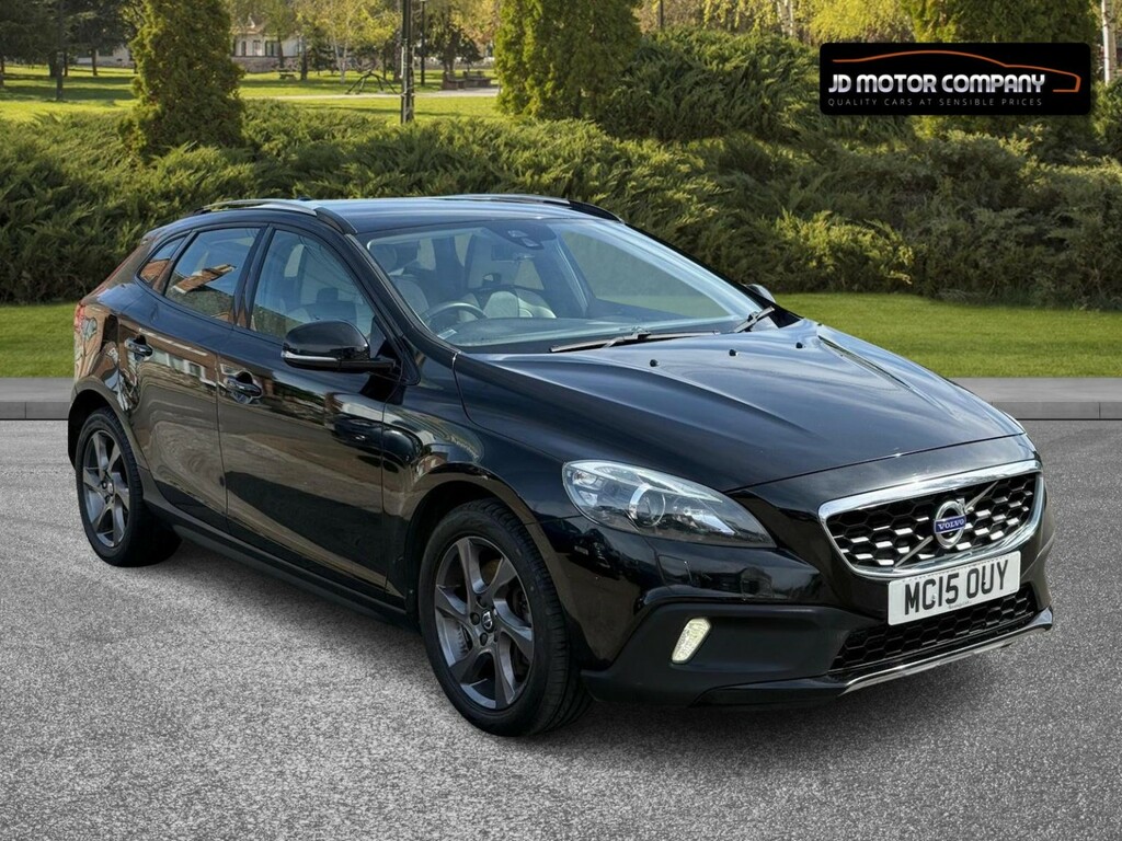 Volvo V40 Cross Country 2.0 Lux D2 Black