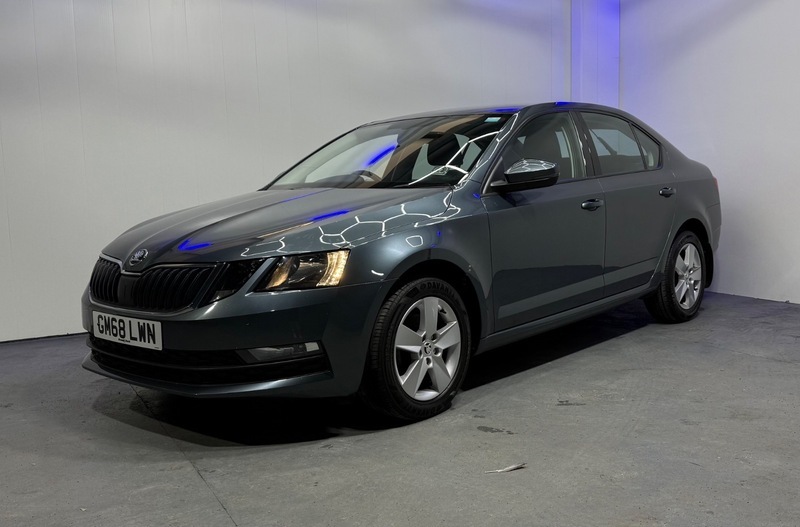 Skoda Octavia Se Tsi GM68LWN Grey #3