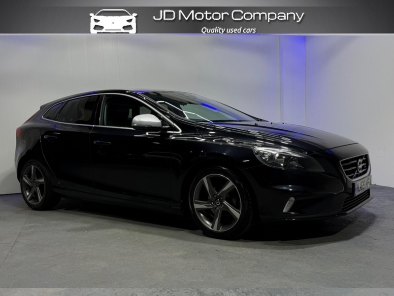 Volvo V40 D2 R-design Black