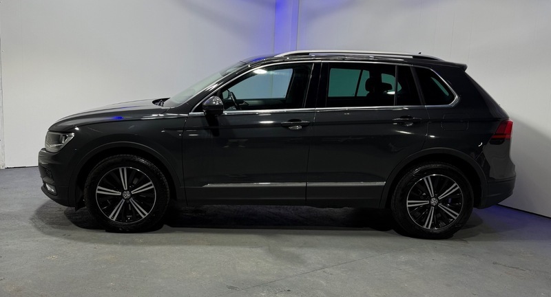 Volkswagen Tiguan Se Navigation Tdi Grey #5