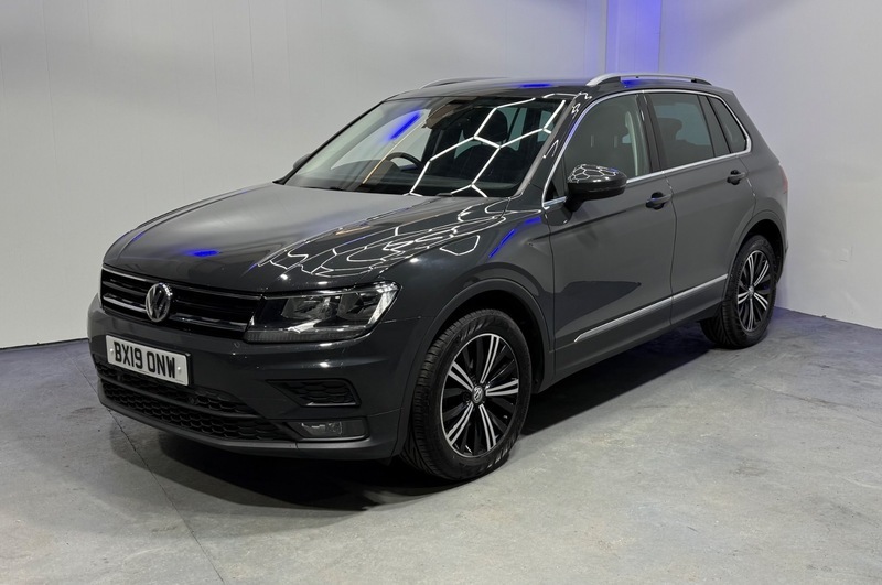 Volkswagen Tiguan Se Navigation Tdi Grey #3