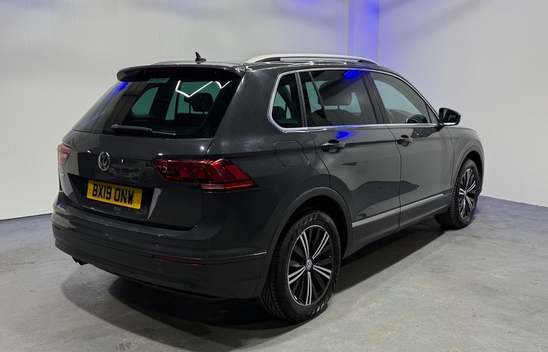 Volkswagen Tiguan Se Navigation Tdi Grey #6