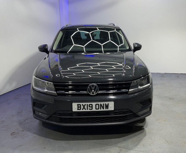 Volkswagen Tiguan Se Navigation Tdi Grey #2
