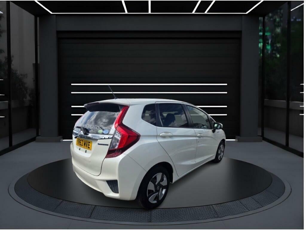 Honda Jazz 1.5 H I-mmd Crosstar Ex Hatchback White #8