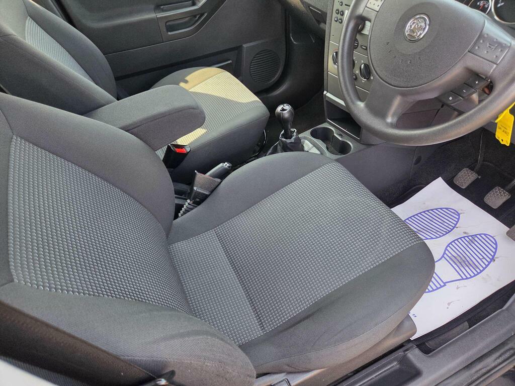 Vauxhall Meriva Diesel White #10