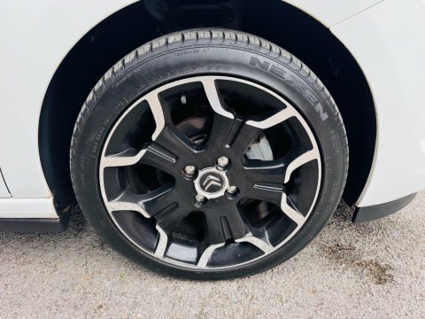 Citroen DS3 1.6 E-hdi Airdream Dstyle Plus Euro 5 Ss White #42