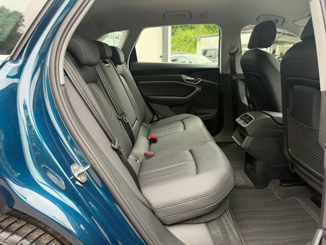 Audi E-tron 230Kw 50 Quattro 71Kwh Technik Grey #14