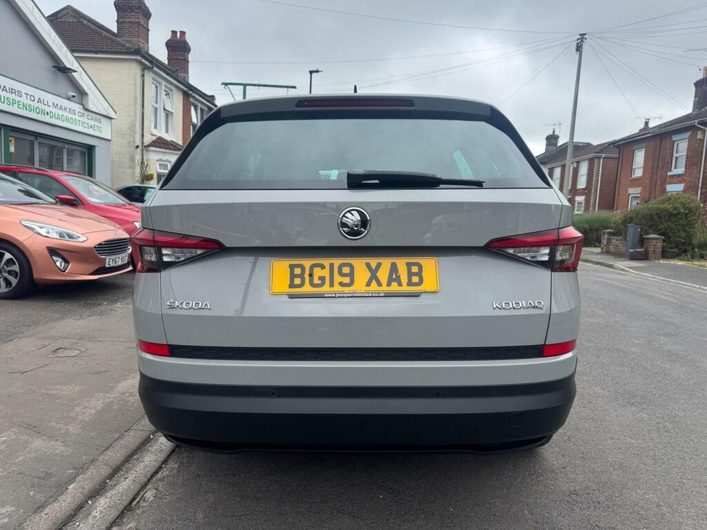 Skoda Kodiaq 1.5 Tsi Act Se L Dsg Euro 6 Ss 5 Seat Grey #6