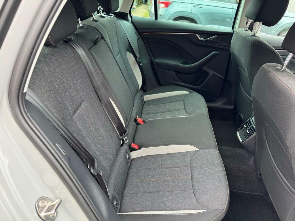 Skoda Scala 2020 5-Dr 1.0 Tsi 95Ps Se L Blue #11
